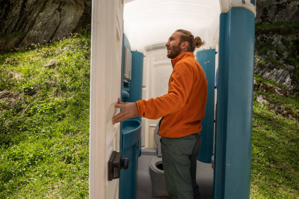 Best Event porta potty rental  in Johnstown, NY